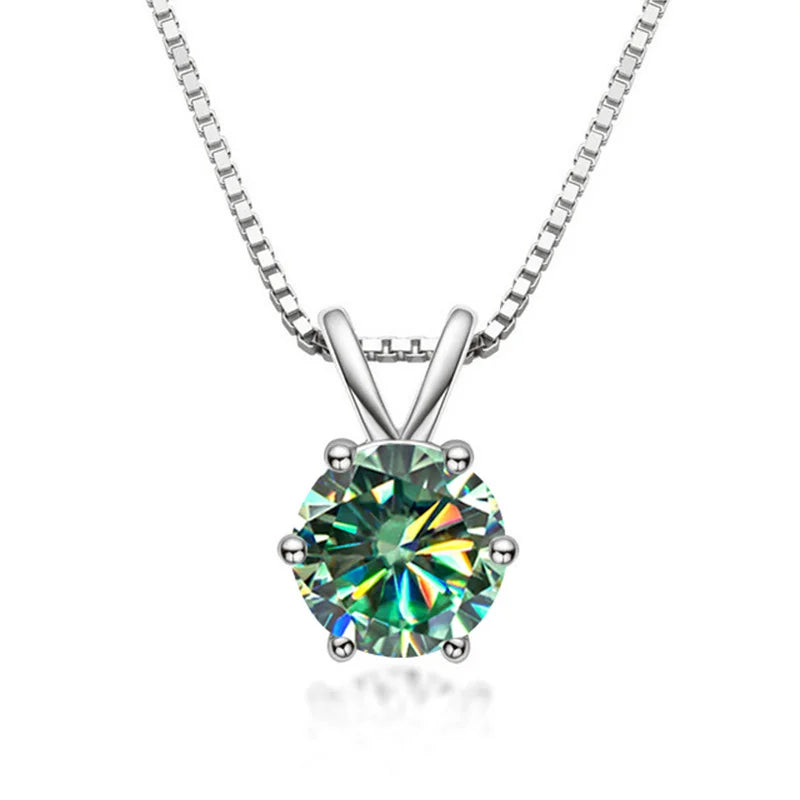 "Elegancki Naszyjnik Solitaire z Moissanitem" can be rewritten as "Stylowy Naszyjnik Solitaire z Moissanitem".