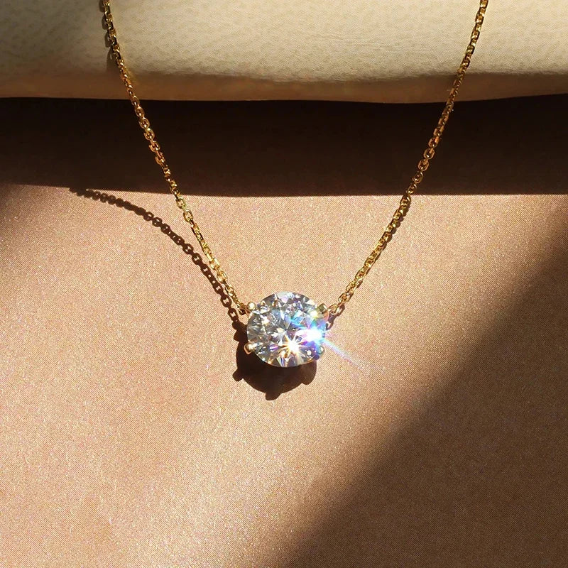 Elegancki Naszyjnik z Kryształem w Stylu Solitaire