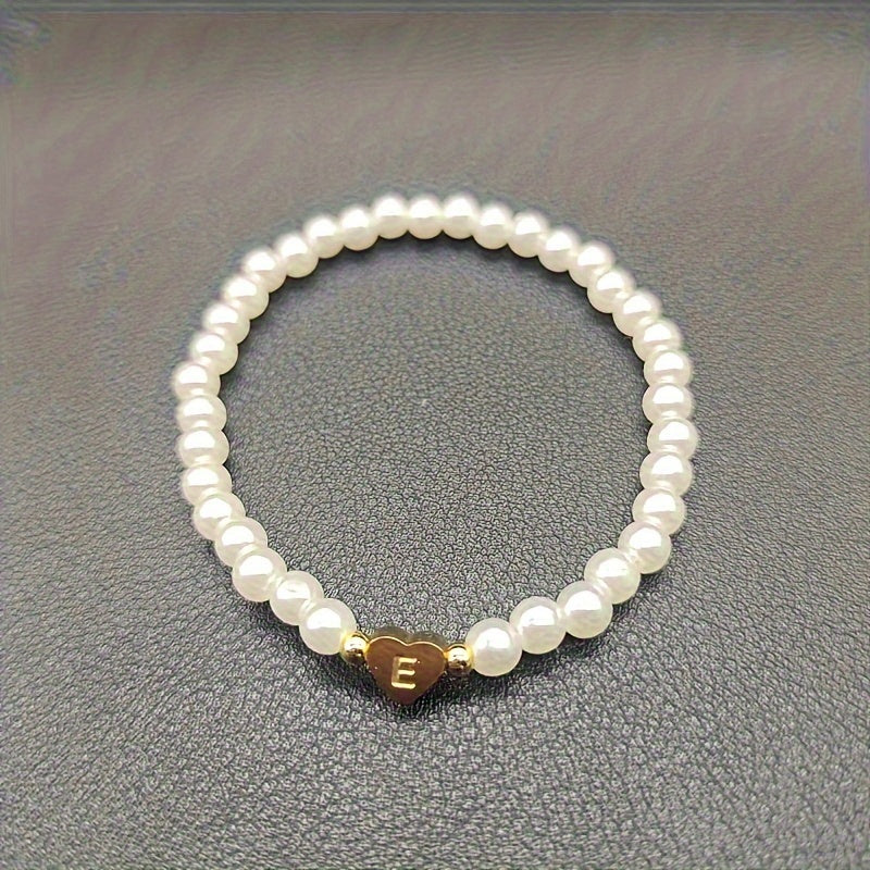 Elegancka Bransoletka z Inicjałem w Kształcie Serca (A–Z)