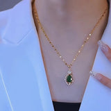 Elegancka złota kolia od Liany Moretti