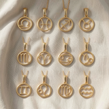 Złoty naszyjnik z symbolem znaku zodiaku